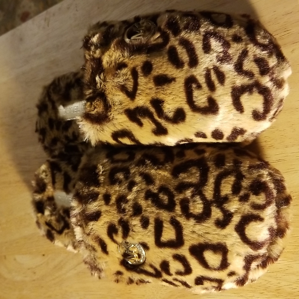 Michael Kors slippers size 10 New